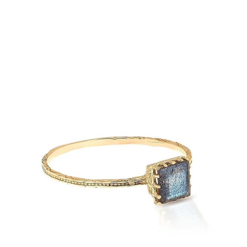 14K Yellow Gold Square Ring Inlaid With Labradorite