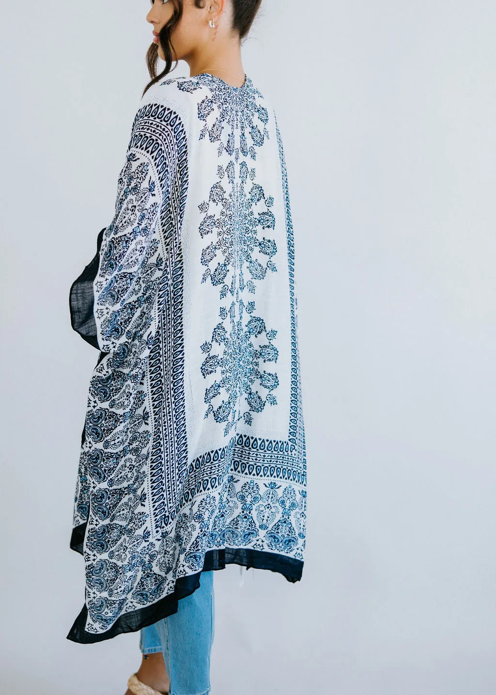 Alma Printed Kimono