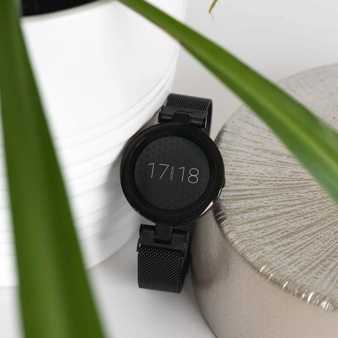 Black OOZOO smartwatch with black metal mesh bracelet - Q00411