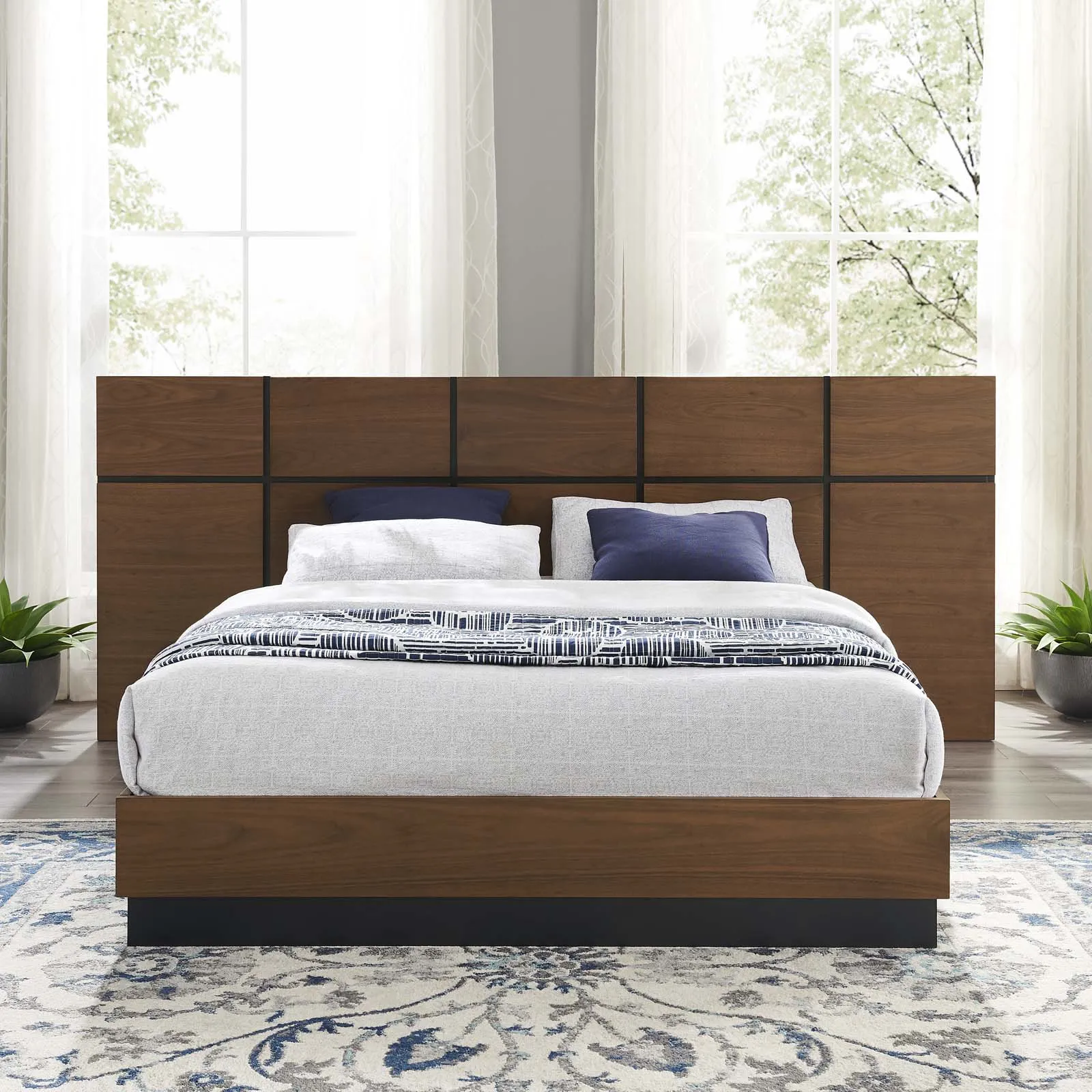 Caima Platform Bed