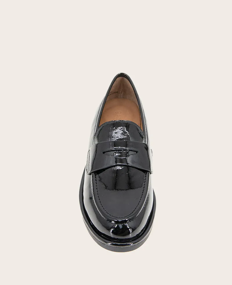 GENTLE SOULS - Cybil Patent Loafer