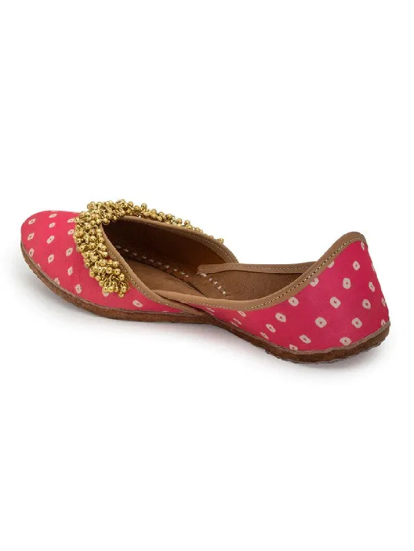 Ghugroo Edit - Pink Bandhani Ghugroo Embellished Juttis