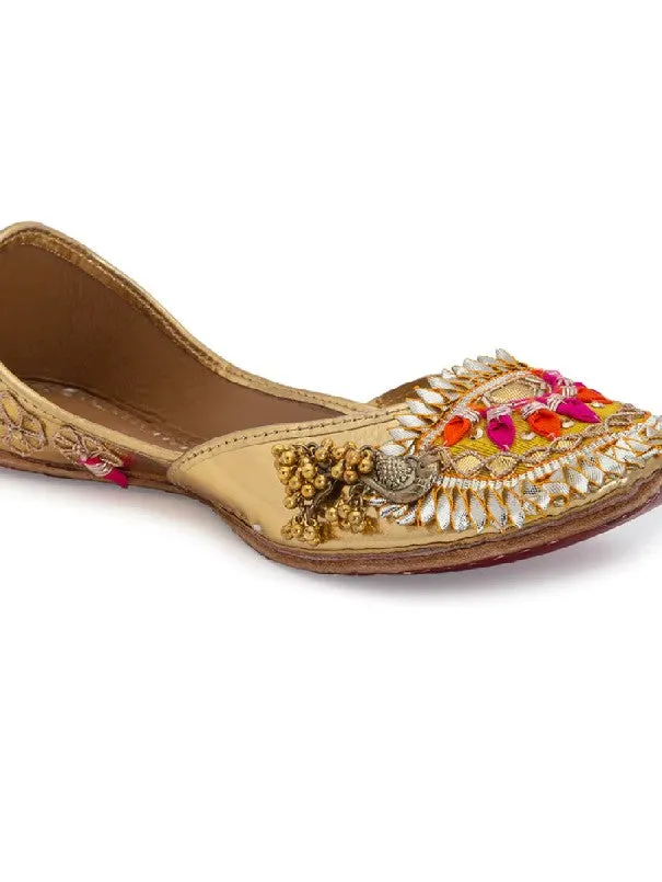 Gota Love - Gold & Yellow Peacock Ghungroo Embellished Juttis