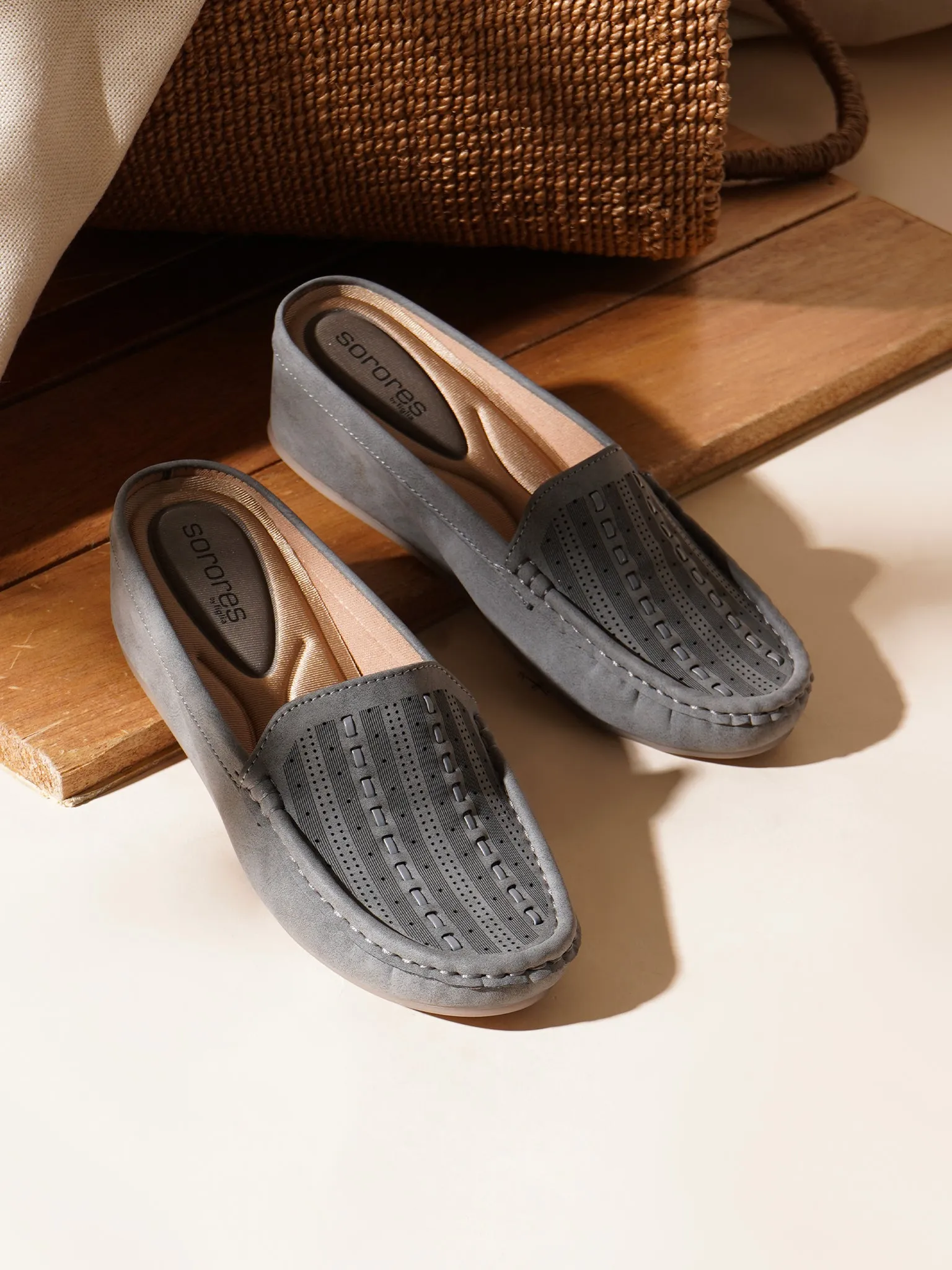 Lala Flat Mules