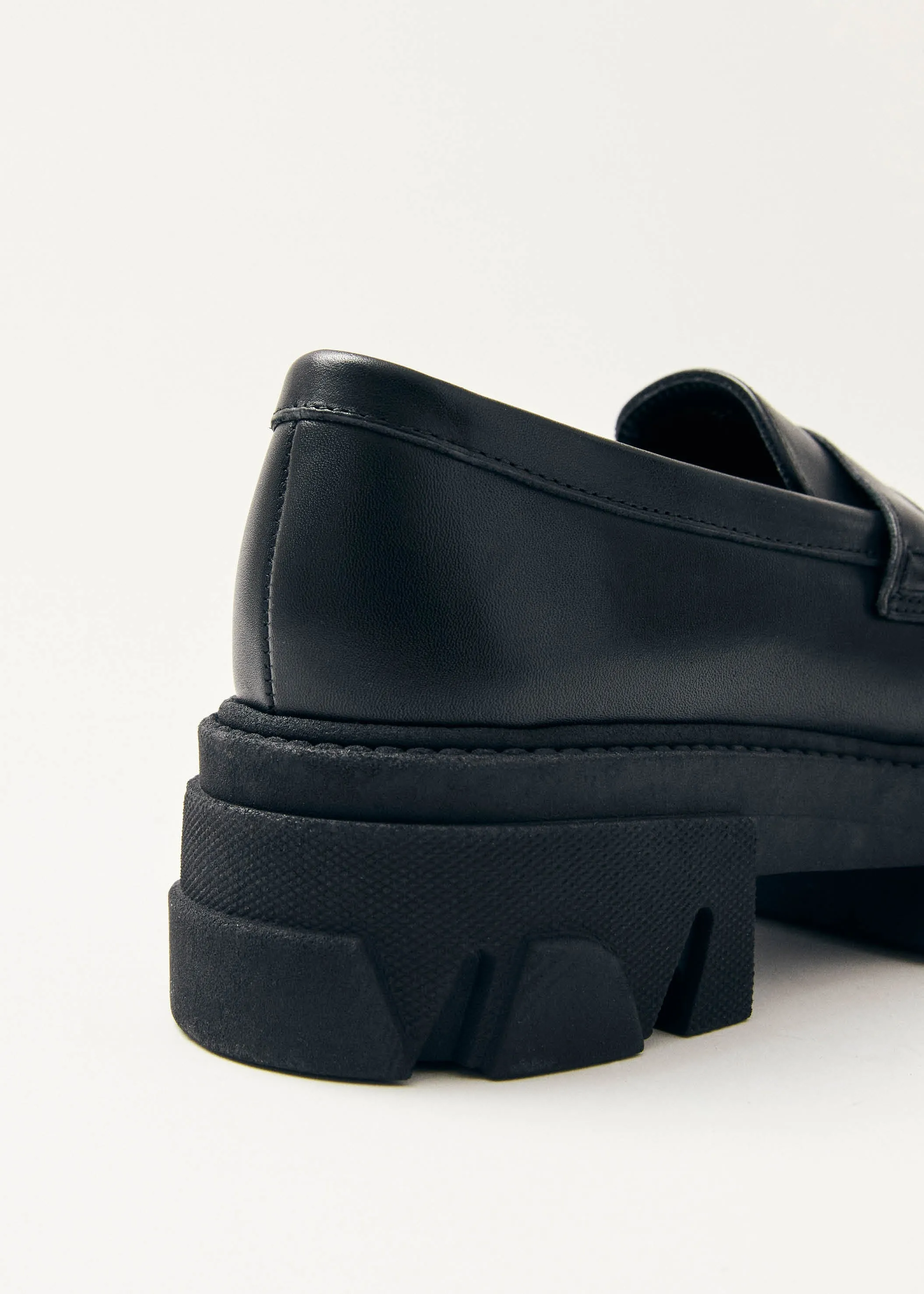 Trailblazer Black Leather Loafers