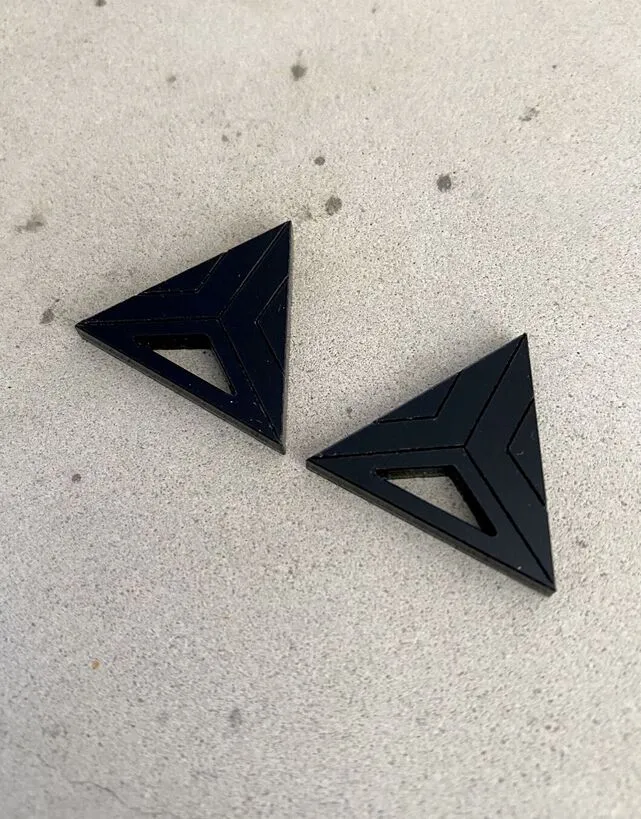 Triangle Earrings Black